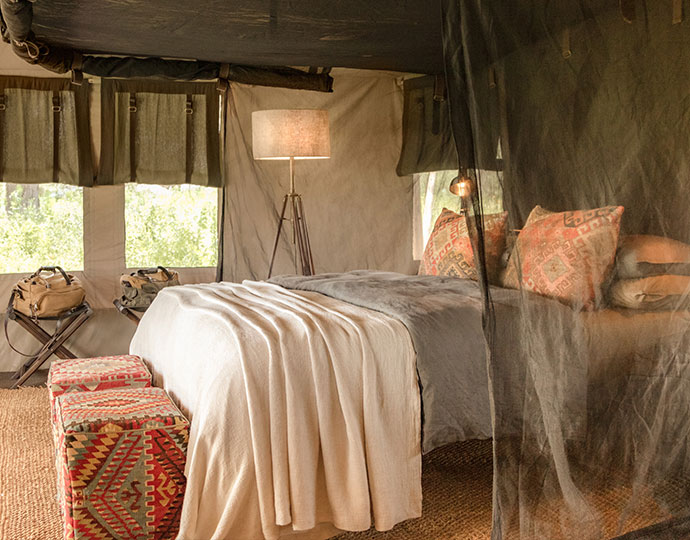 Legendary Serengeti Camp - Luxury seasonal Mobile Safari tented camp